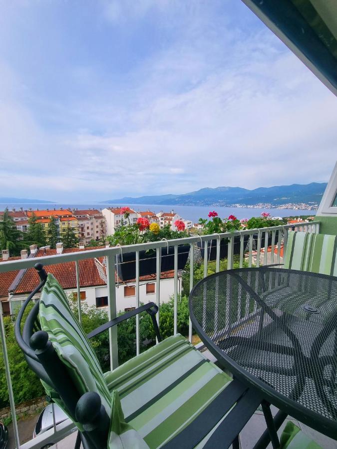 Apartment Rijeka With Sea View Exterior foto